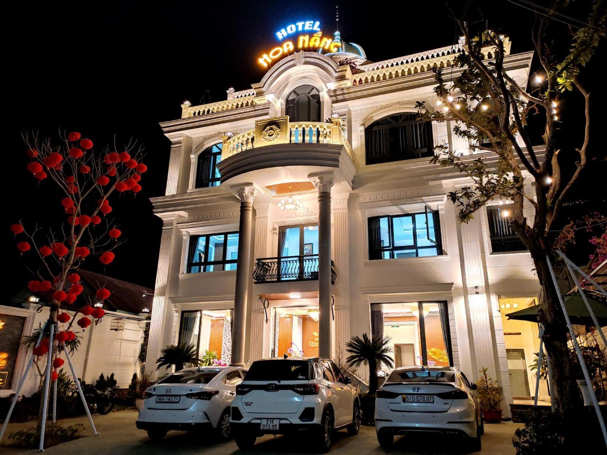 Hotel Hoa NáNg Bao Loc Exteriör bild