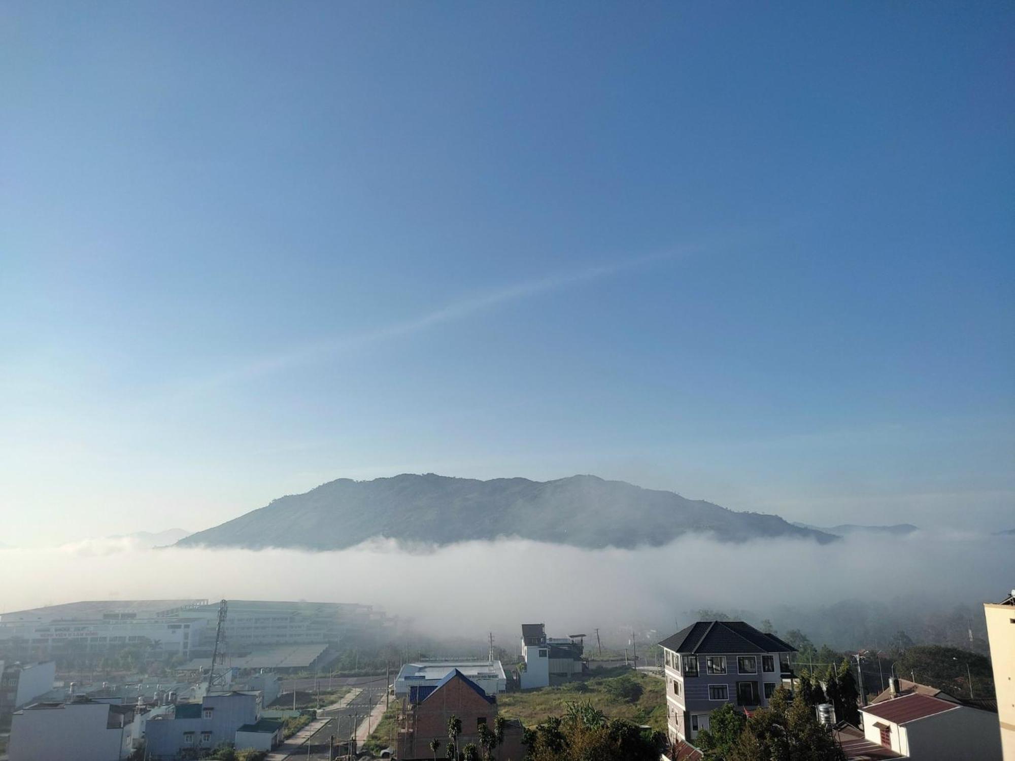 Hotel Hoa NáNg Bao Loc Exteriör bild