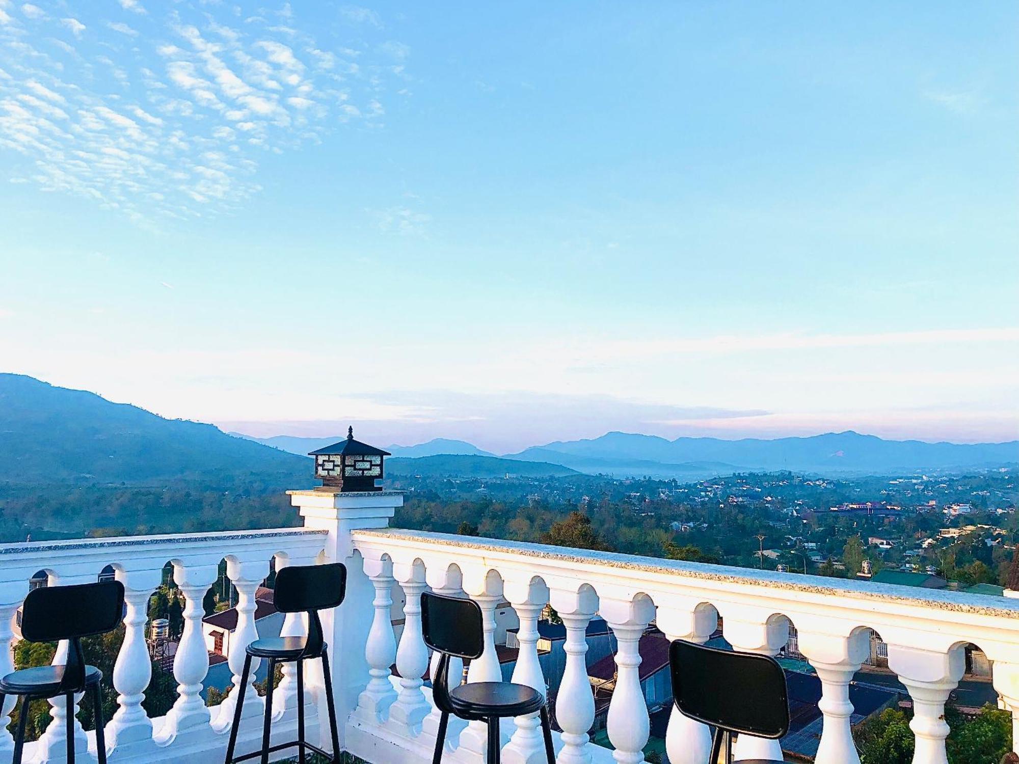 Hotel Hoa NáNg Bao Loc Exteriör bild