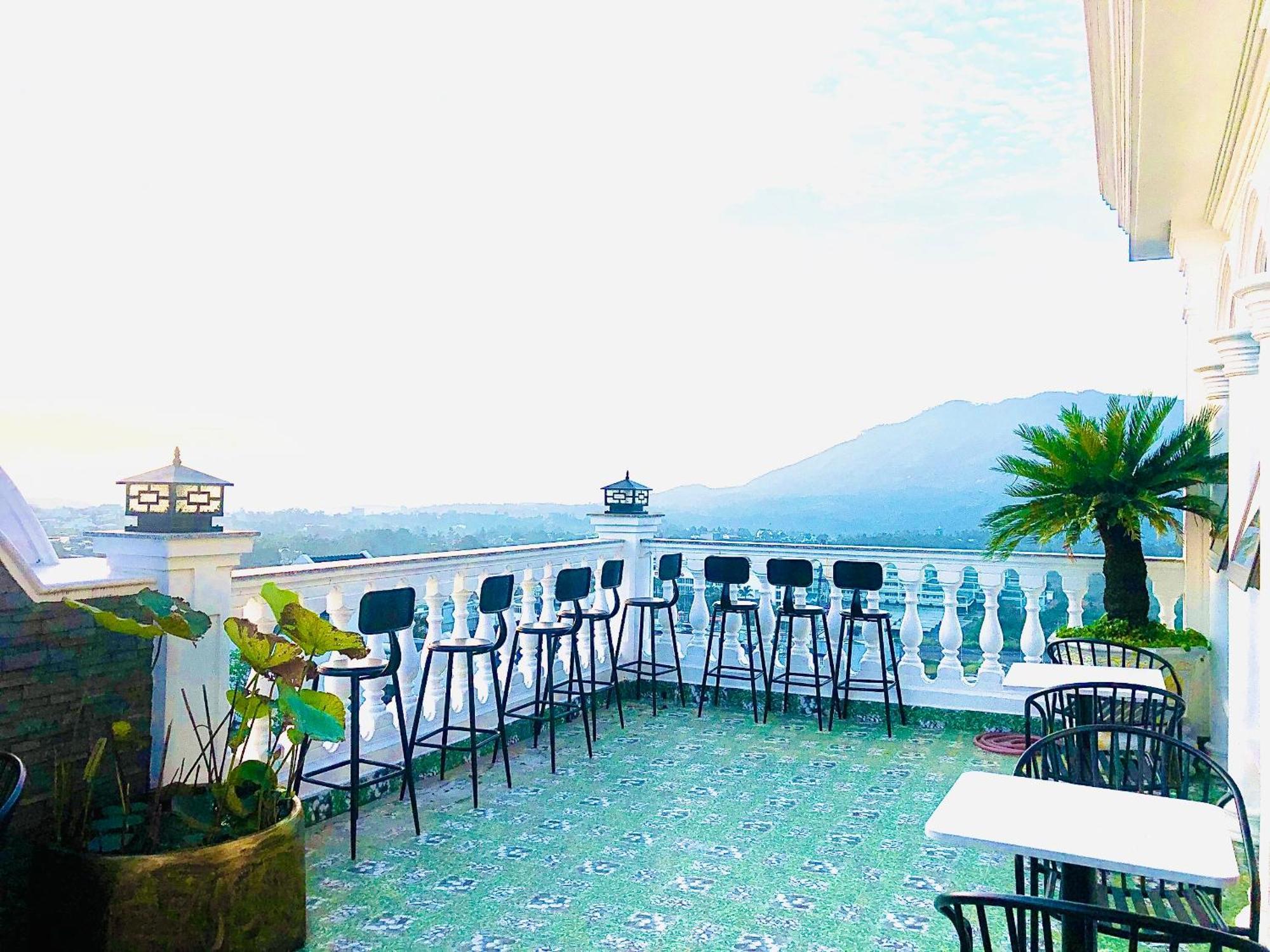 Hotel Hoa NáNg Bao Loc Exteriör bild