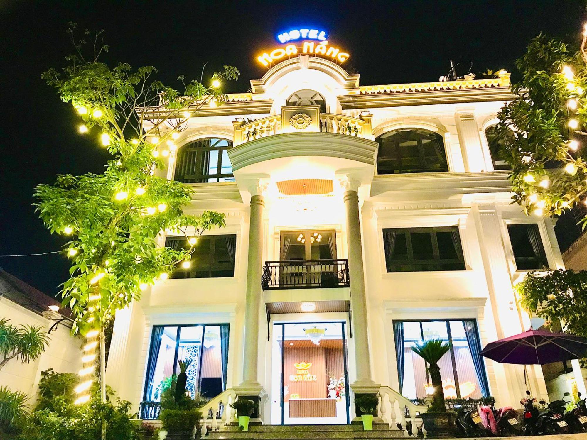 Hotel Hoa NáNg Bao Loc Exteriör bild