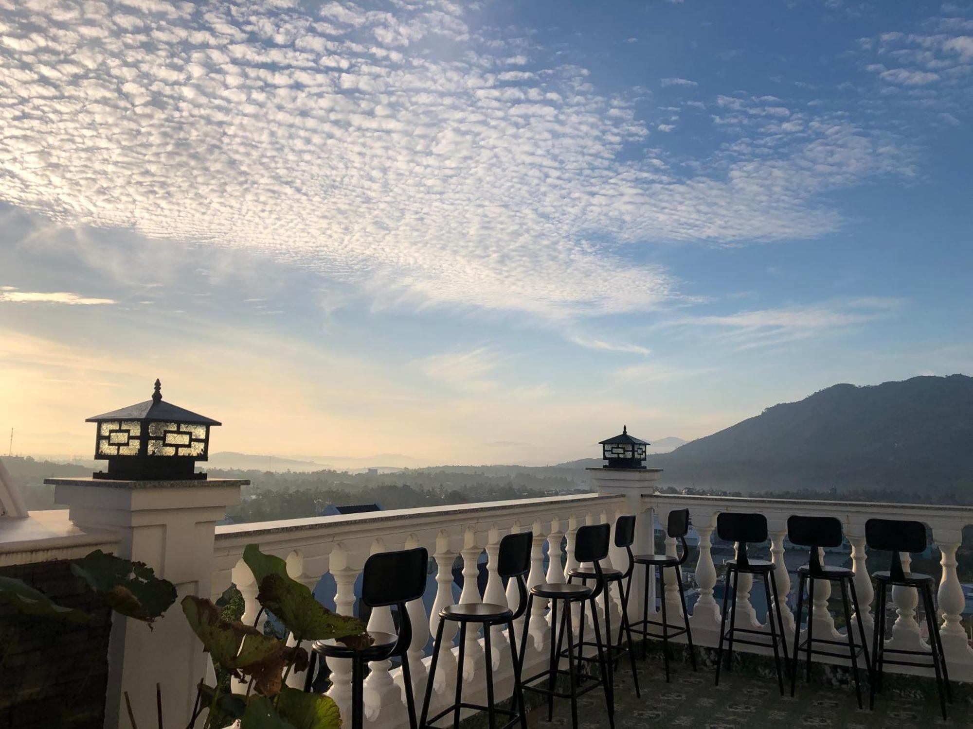 Hotel Hoa NáNg Bao Loc Exteriör bild