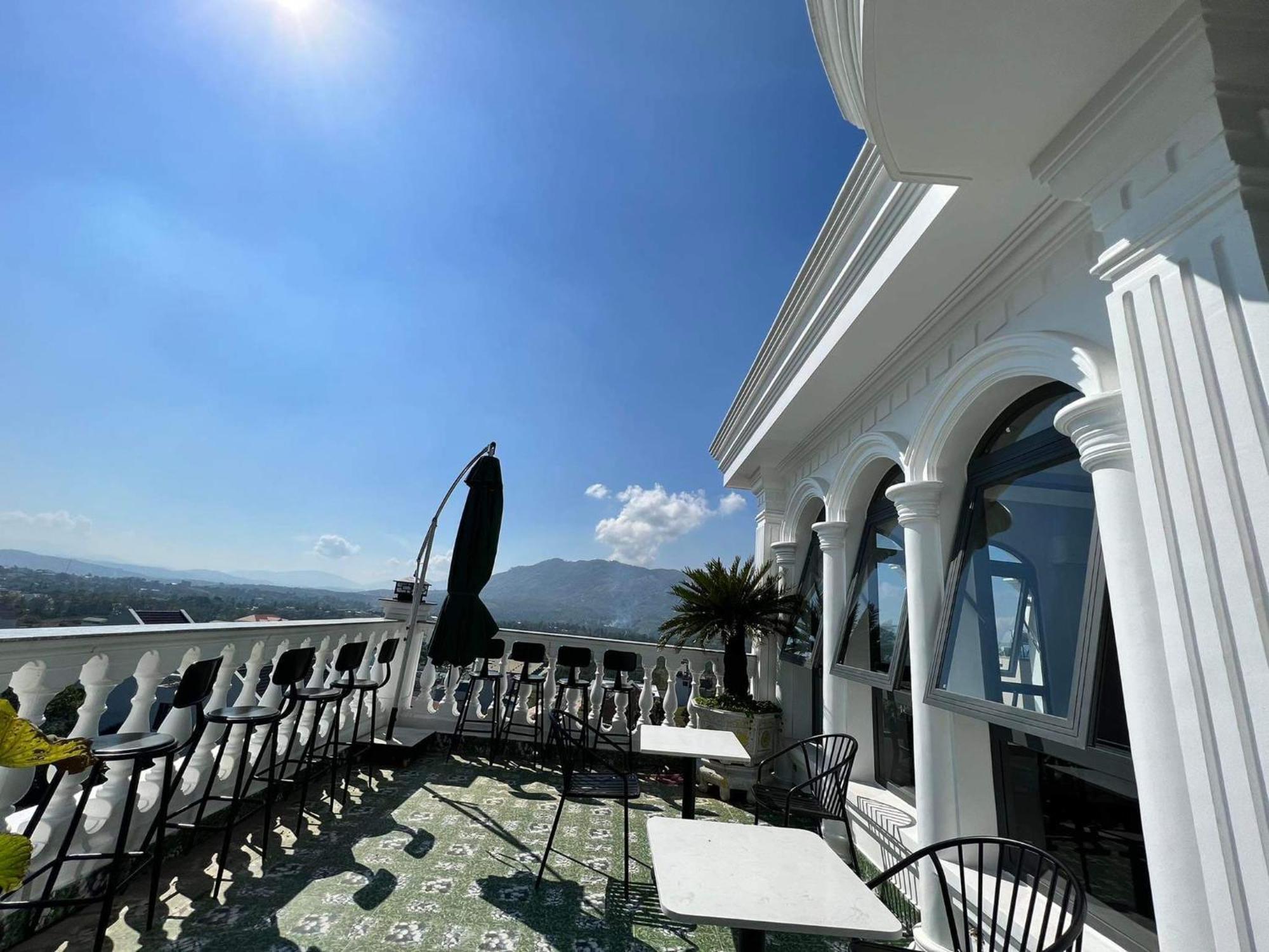 Hotel Hoa NáNg Bao Loc Exteriör bild