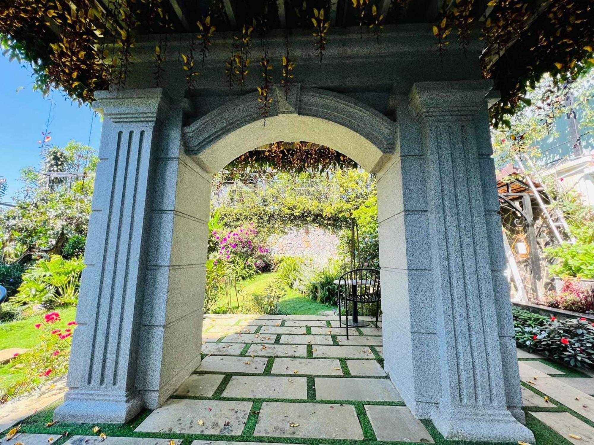 Hotel Hoa NáNg Bao Loc Exteriör bild